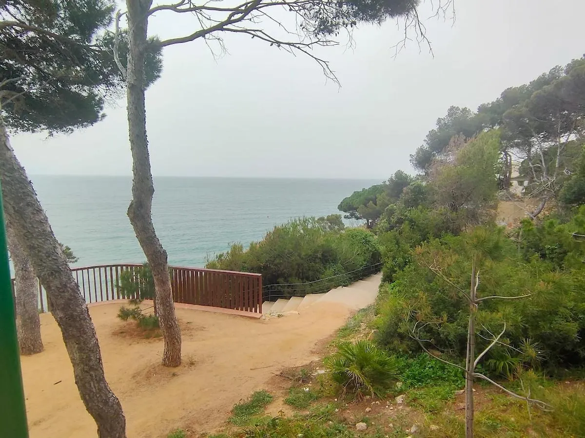Enjoy The Beach, Port Aventura And Ferrari Land Salou 0*,