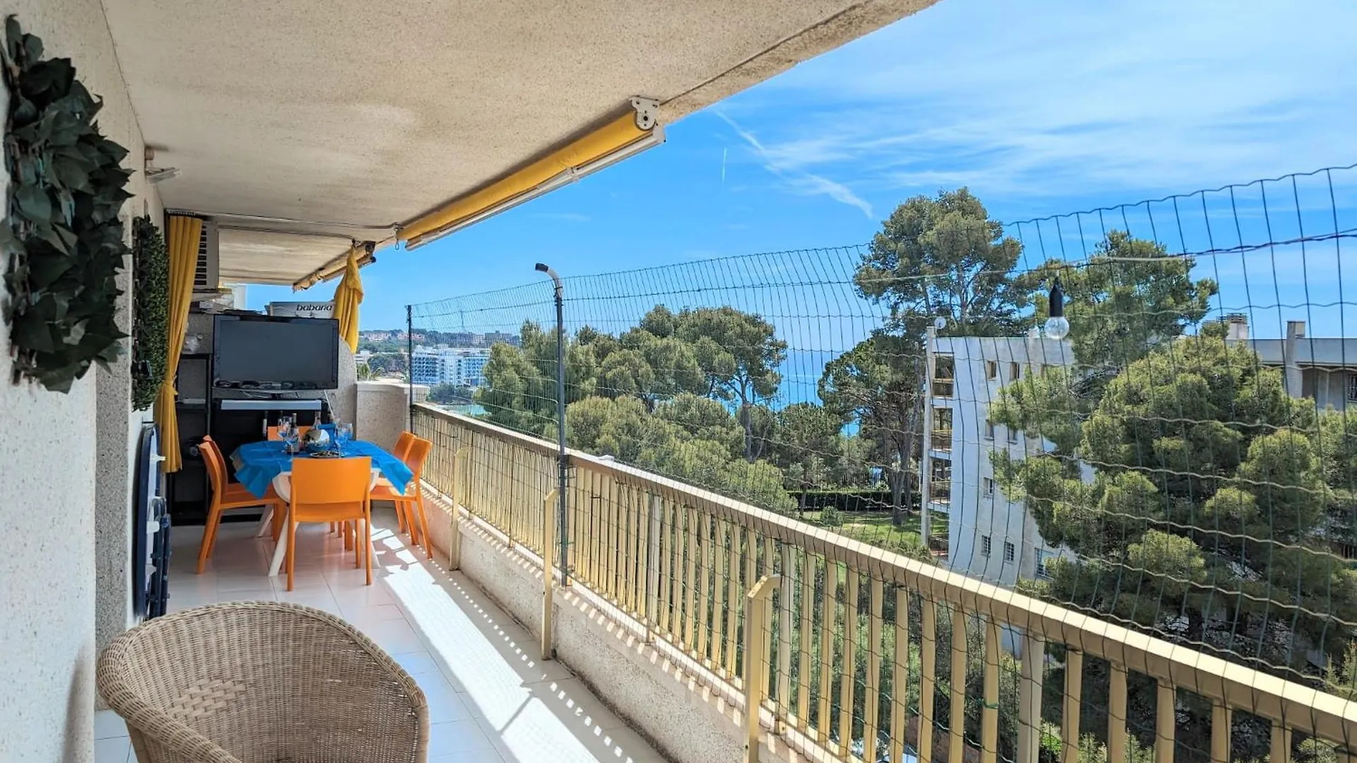 Enjoy The Beach, Port Aventura And Ferrari Land Salou Apartment