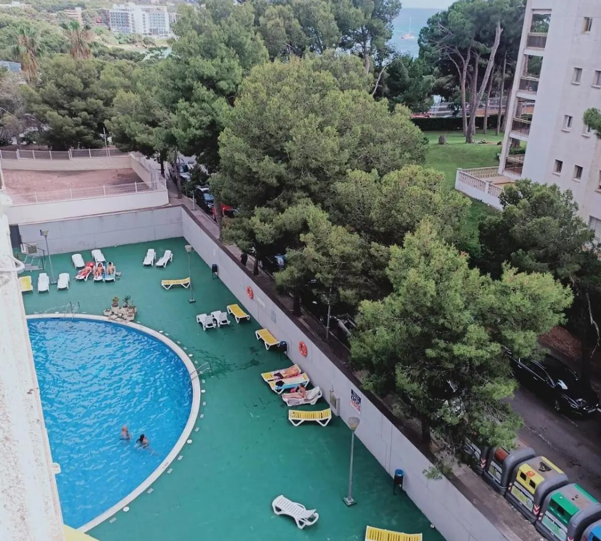 Enjoy The Beach, Port Aventura And Ferrari Land Salou Apartment